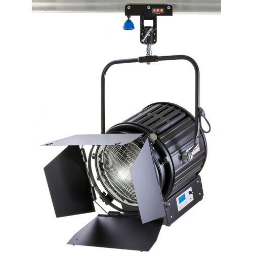 Litepanels 960-7311 - Studio X7 Daylight 360W LED Fresnel (pole operated, US power cable)