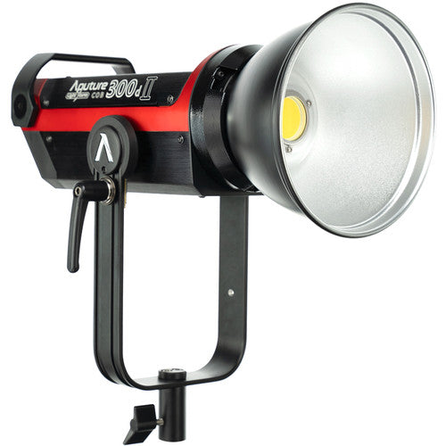 Aputure APV0129A2F LS C300d II Daylight LED Light (V-mount)