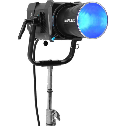 NANLUX - EVOKE 900C ST- KIT - Evoke 900C RGBLAC Spot Light w/Trolley Case