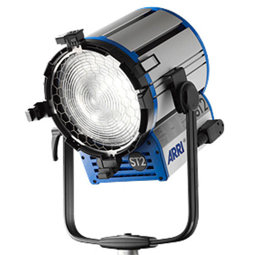 ARRI L1.40750.A True Blue ST2 MAN blue/silver 100 - 240 V~ Bare Ends